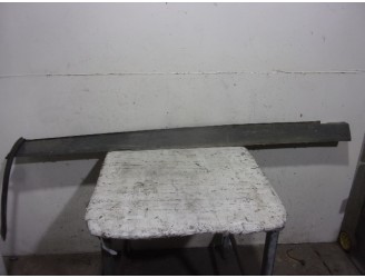 Recambio de faldon lateral para volvo xc60 referencia OEM IAM 31420623 NEGRO DERECHO