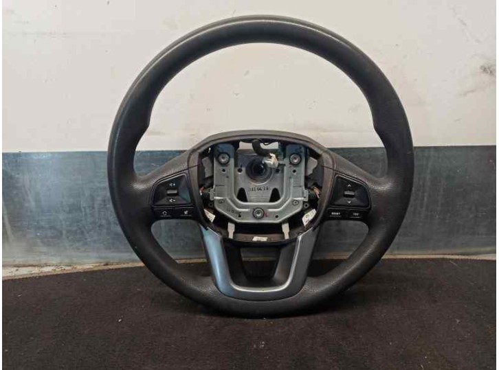 Recambio de volante para kia rio 1.1 crdi cat referencia OEM IAM 561301W000  