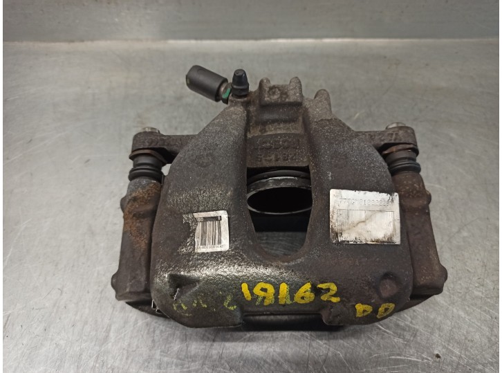 Recambio de pinza freno delantera derecha para peugeot 3008 1.2 12v e-thp / puretech referencia OEM IAM 9687373480 BOSCH
