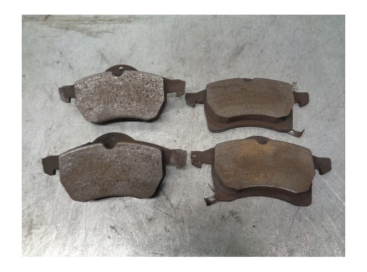 Recambio de pastillas de freno para opel astra g berlina 2.0 dti referencia OEM IAM 0295702 