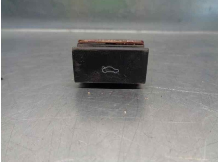 Recambio de mando para audi a6 berlina (4f2) 2.0 tdi referencia OEM IAM 4F0959831 