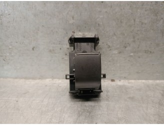 Recambio de mando elevalunas delantero derecho para toyota yaris (_p21_, _pa1_, _ph1_) 1.5 hybrid (mxph11) referencia OEM IAM 19