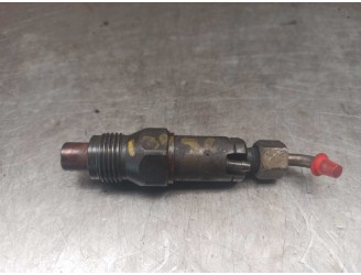 Replacement injector for Peugeot 206 Saloon XT OEM IAM reference 786280 LCR6734302H LUCAS