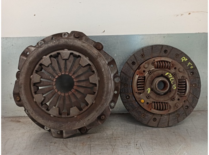 Recambio de kit embrague para fiat uno (146) 1.4 cat referencia OEM IAM 71711436 VALEO