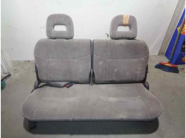 Recambio de asientos traseros para mitsubishi space wagon (n30/n40) 2.0 16v cat referencia OEM IAM 3ª FILA TELA GRIS 5 PUERTAS