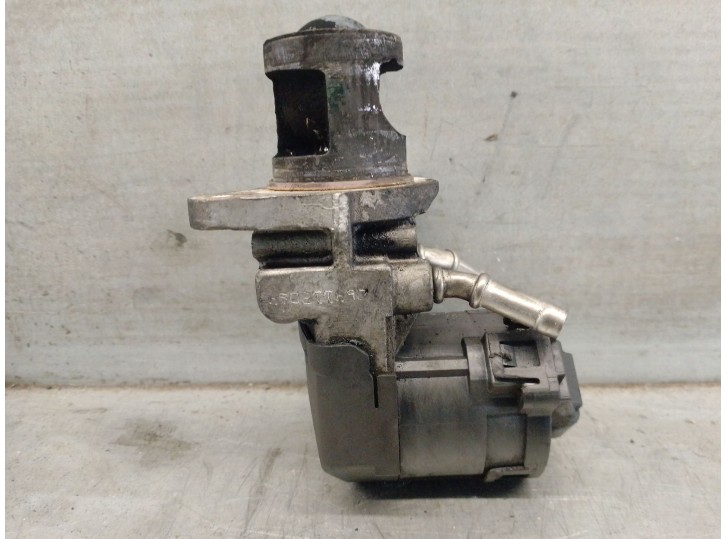 Recambio de valvula egr para bmw 5 touring (f11) 520 d referencia OEM IAM 781087102 11717810871 WAHLER