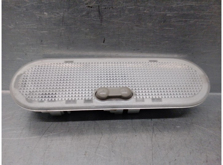 Recambio de luz interior para dacia logan mcv 1.5 dci diesel cat referencia OEM IAM 8200074362 