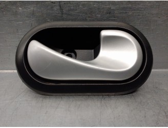 Recambio de maneta interior delantera derecha para dacia logan mcv 1.5 dci diesel cat referencia OEM IAM 8200733847  