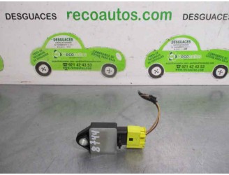 Recambio de sensor airbag para mercedes-benz clase b (w245) 2.0 cdi cat referencia OEM IAM A1698210451  