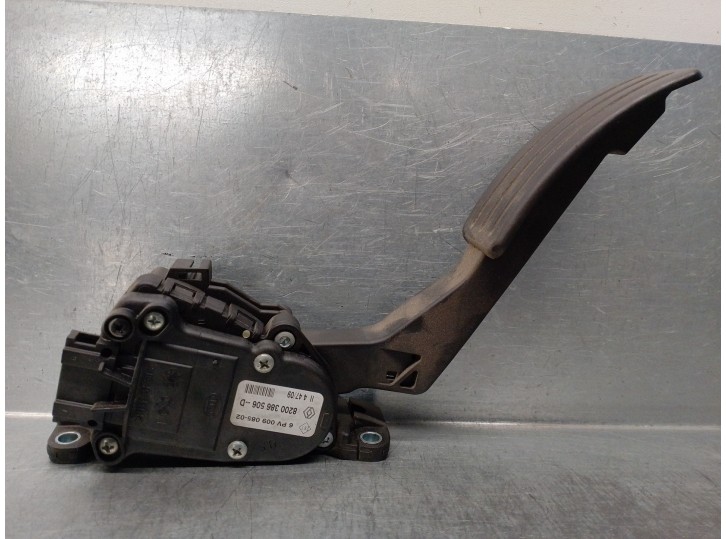 Recambio de potenciometro pedal para dacia logan mcv 1.5 dci diesel cat referencia OEM IAM 8200386506D 6PV00908502 HELLA