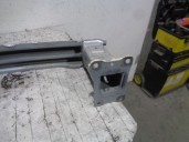 Recambio de refuerzo paragolpes trasero para seat ateca (5fp) referencia OEM IAM 575807305B DE HIERRO 5 PUERTAS