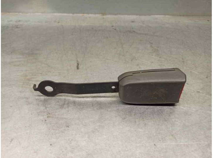 Recambio de enganche cinturon para mitsubishi montero (v20/v40) 2.8 turbodiesel referencia OEM IAM TK523  