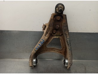 Recambio de brazo suspension inferior delantero izquierdo para renault 19 chamade referencia OEM IAM 8200737134  
