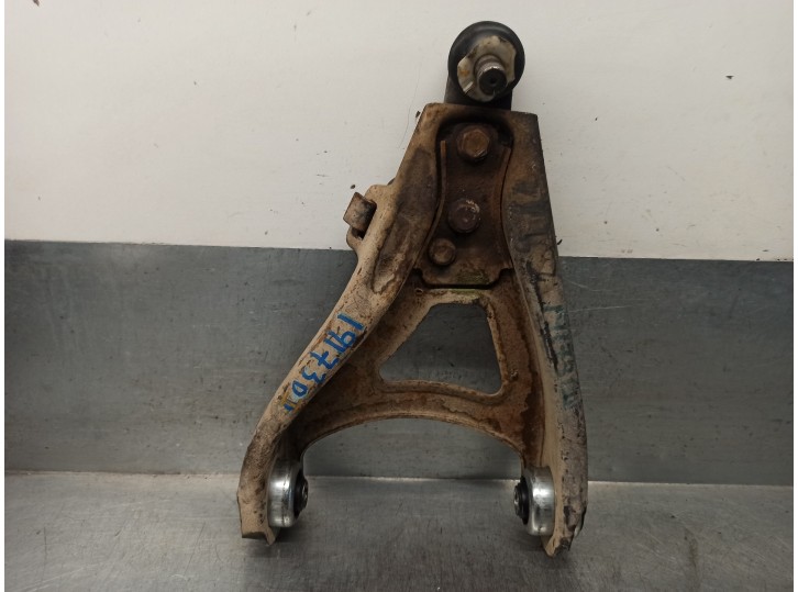 Recambio de brazo suspension inferior delantero izquierdo para renault 19 chamade referencia OEM IAM 8200737134 