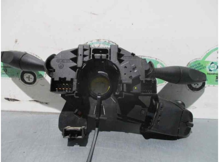 Replacement light switch for Ford Focus saloon (CAK) 1.6 16V CAT OEM IAM reference 2M5114A664AA 2M5T13N064AB 