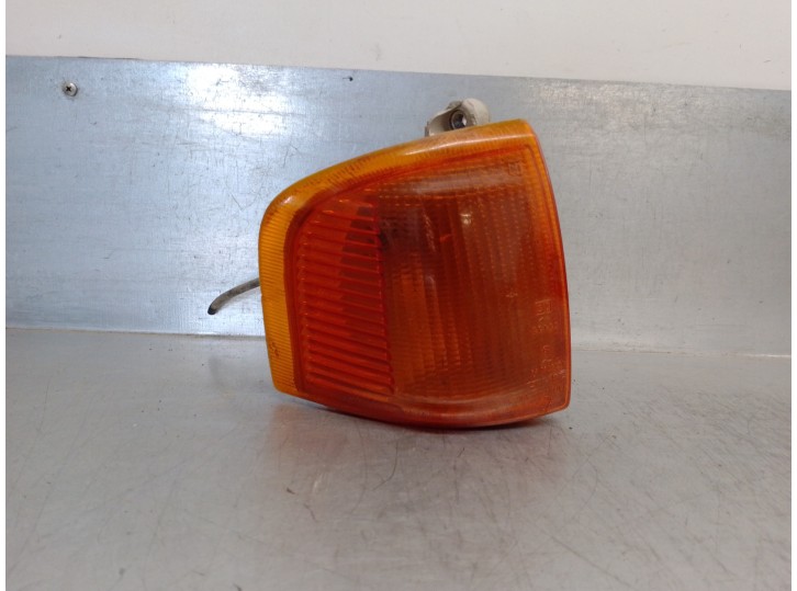 Recambio de piloto delantero derecho para ford escort berlina 1.6 diesel referencia OEM IAM 6136488 