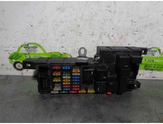 Recambio de caja reles / fusibles para volvo s60 berlina 2.4 diesel cat referencia OEM IAM 518828009 
