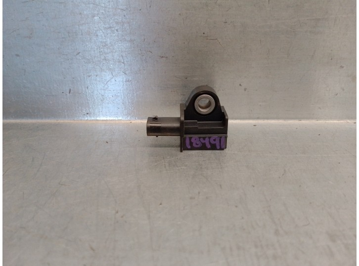 Recambio de sensor impacto para mercedes-benz clase c (w205) lim. 2.0 cgi cat referencia OEM IAM 2229051400 