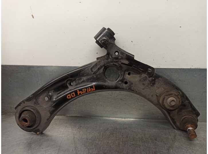 Replacement right front lower suspension arm for Mazda 3 Sedan (BP) OEM IAM reference B60P34300 