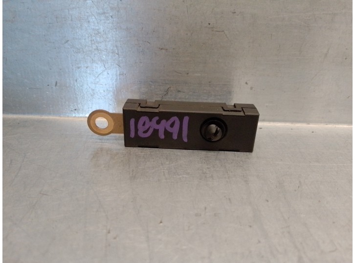 Recambio de modulo electronico para mercedes-benz clase c (w205) lim. 2.0 cgi cat referencia OEM IAM A1568200089  