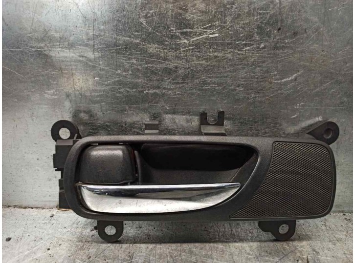 Recambio de maneta interior trasera izquierda para lexus is 200 (ds2/is2) d-cat referencia OEM IAM 6774053010 
