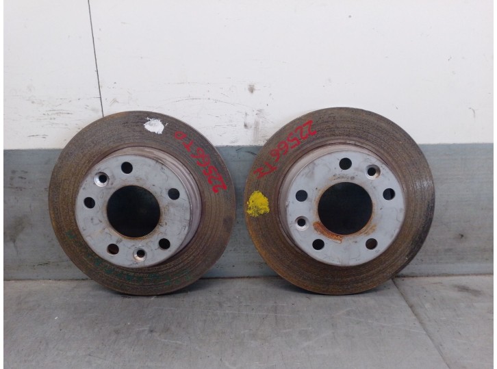 Recambio de disco freno trasero para renault captur ii referencia OEM IAM 440A06575R 440A06575R 