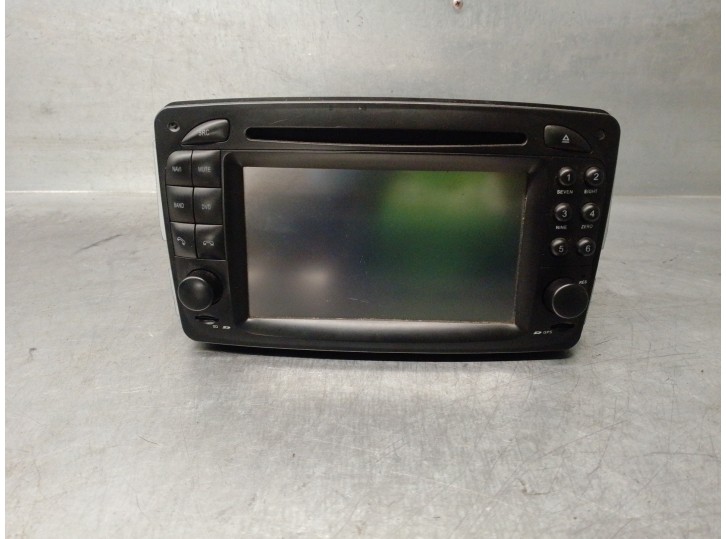 Recambio de sistema navegacion gps para mercedes-benz clase c (w203) berlina 32 amg (203.065) referencia OEM IAM 20130600247 HLA