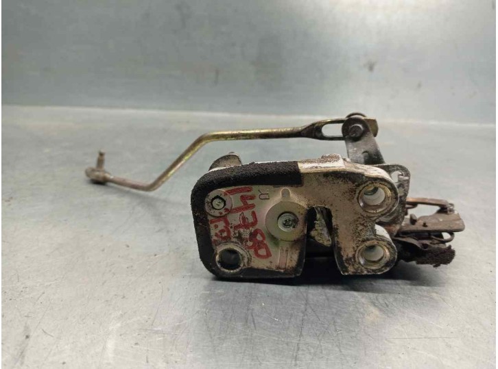 Recambio de cerradura puerta trasera derecha para ssangyong musso 2.9 turbodiesel cat referencia OEM IAM 7130205000  5 PUERTAS