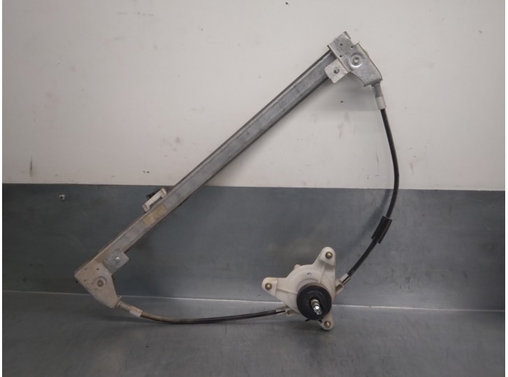 Replacement rear left window regulator for Peugeot 405 Saloon 1.9 Turbodiesel OEM IAM reference 922329 MANUAL 4 DOORS