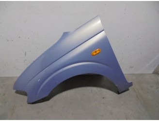 Recambio de aleta delantera izquierda para ssangyong rodius 2.7 turbodiesel cat referencia OEM IAM 5181121000 AZUL CLARO 