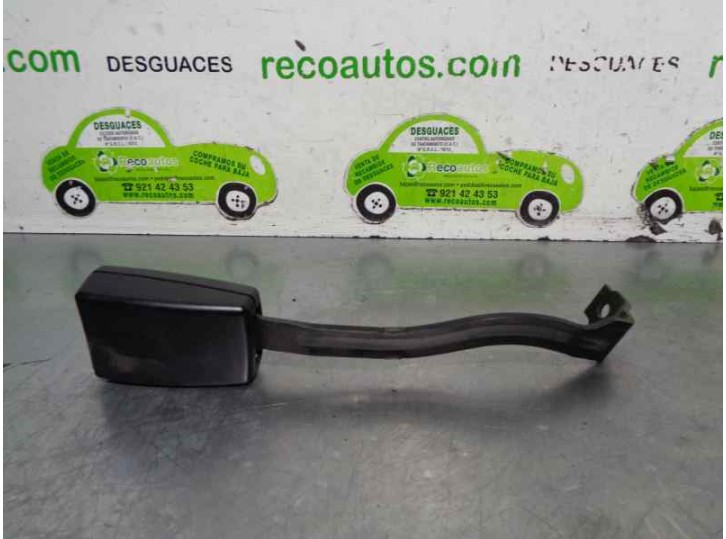 Recambio de enganche cinturon para skoda octavia berlina (1z3) 1.9 tdi referencia OEM IAM 1Z1858472A  
