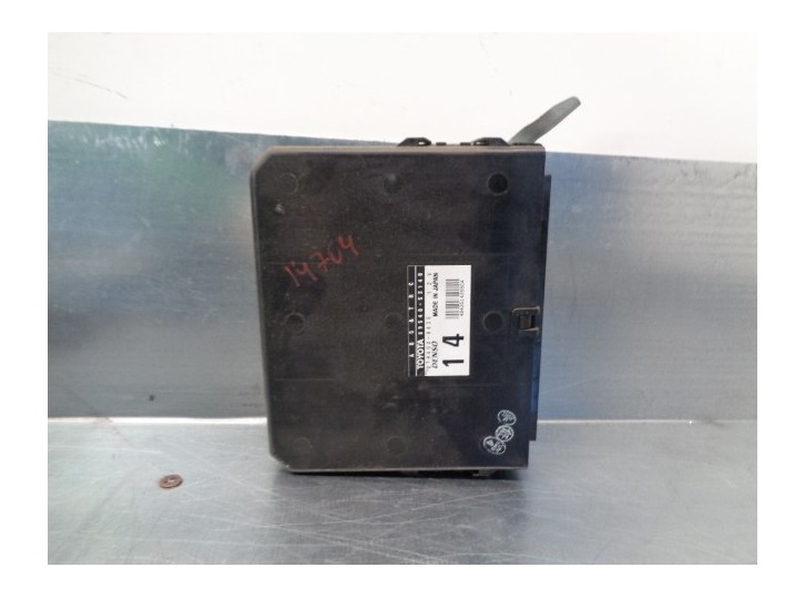 Recambio de centralita abs para lexus is200 (gxe10) 2.0 cat referencia OEM IAM 8954053140 0794008435 DENSO