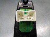 Recambio de mando elevalunas delantero izquierdo para lexus is200 (gxe10) 2.0 cat referencia OEM IAM 8404053060  