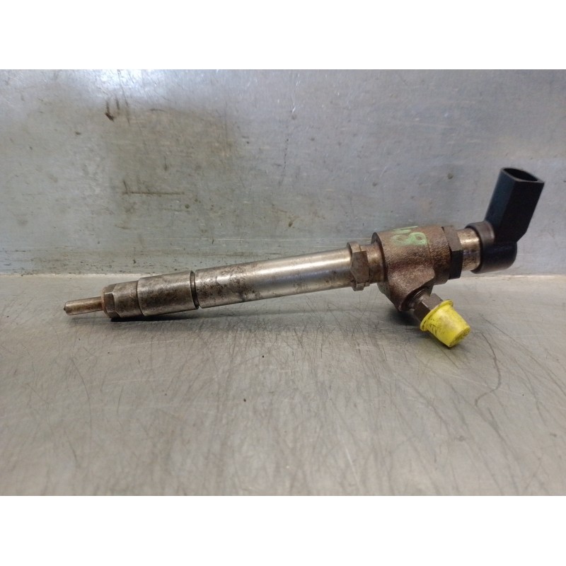 Recambio de inyector para peugeot 607 (s2) 2.7 hdi fap cat (uhz / dt17ted4) referencia OEM IAM 5U3Q9K546AA 5U3Q9K546AA SIEMENS