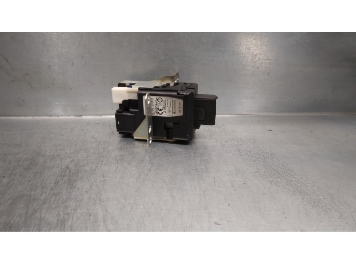 Replacement ignition switch for Toyota Corolla Verso (R1) 2.2 turbodiesel cat OEM IAM reference 626399000 