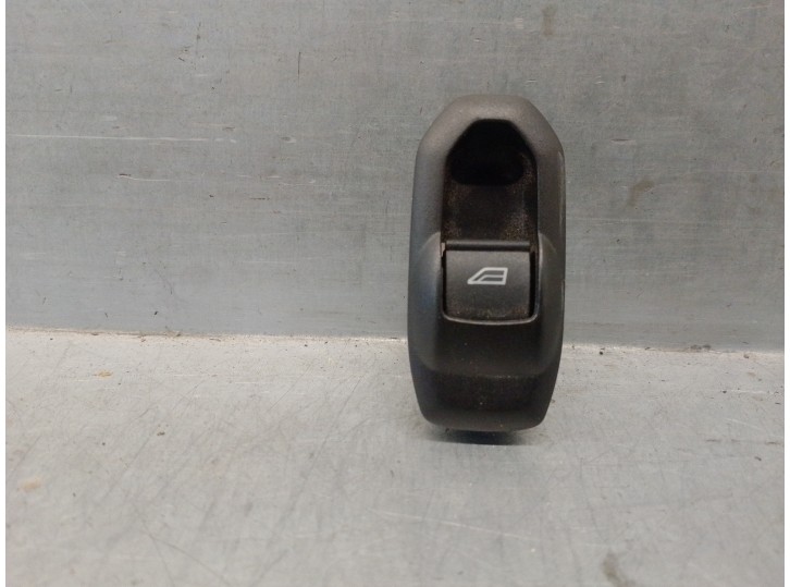 Recambio de mando elevalunas trasero izquierdo para ford transit connect 1.6 tdci cat referencia OEM IAM 10073908 10073908 
