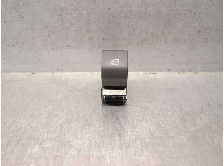 Recambio de mando elevalunas trasero derecho para volvo xc40 (536) recharge referencia OEM IAM 31456060 31456060 