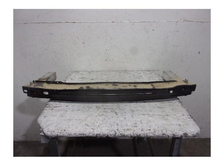 Replacement rear bumper reinforcement for Audi A4 saloon (B8) 2.0 16v TDI OEM IAM reference 8T0807313 IRON WITH LEGS 4 PU