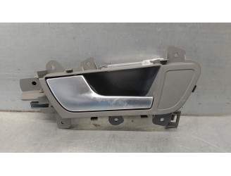 Recambio de maneta interior delantera derecha para audi a4 ber. (b8) 2.0 16v tdi referencia OEM IAM 8K0839019  4 PUERTAS