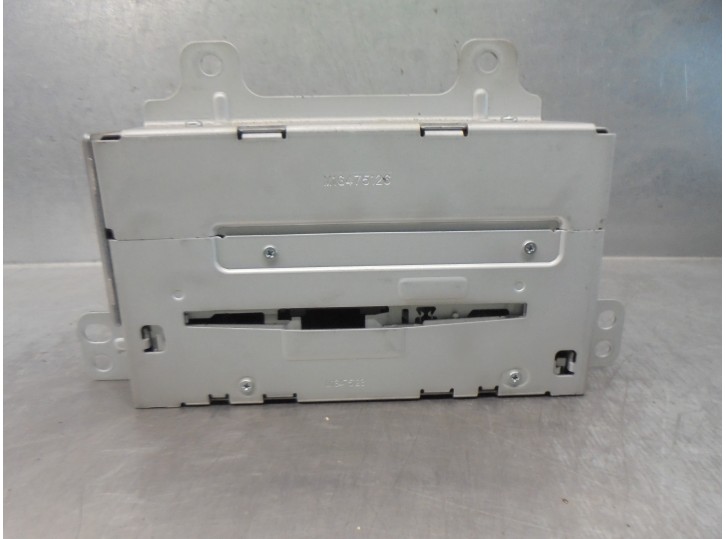 Recambio de sistema audio / radio cd para chevrolet cruze 2.0 diesel cat referencia OEM IAM 20900938 