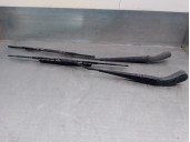 Recambio de brazo limpia delantero derecho para volvo s60 berlina 2.4 cat referencia OEM IAM 8624246 8624243 