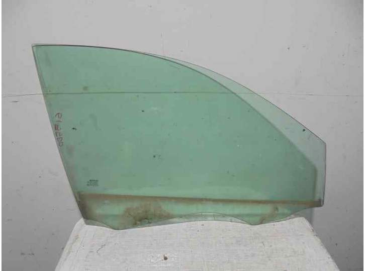 Recambio de luna delantera derecha para renault megane grand tour 1.9 referencia OEM IAM  43R-001100 DOT249AS2M24