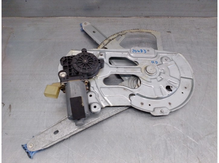 Recambio de elevalunas delantero derecho para volvo s60 berlina 2.4 cat referencia OEM IAM 30784579 6 PINES 4 PUERTAS