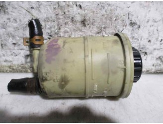Recambio de deposito servo para renault master desde ´98 2.5 diesel referencia OEM IAM 