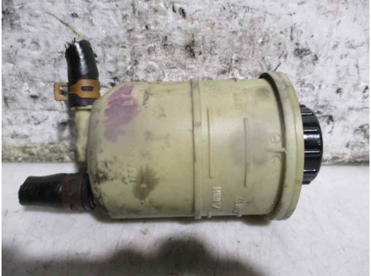 Recambio de deposito servo para renault master desde ´98 2.5 diesel referencia OEM IAM   