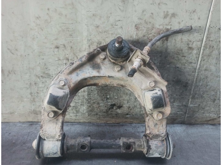 Recambio de brazo suspension superior delantero derecho para mitsubishi montero (v20/v40) 2.5 turbodiesel referencia OEM IAM 
