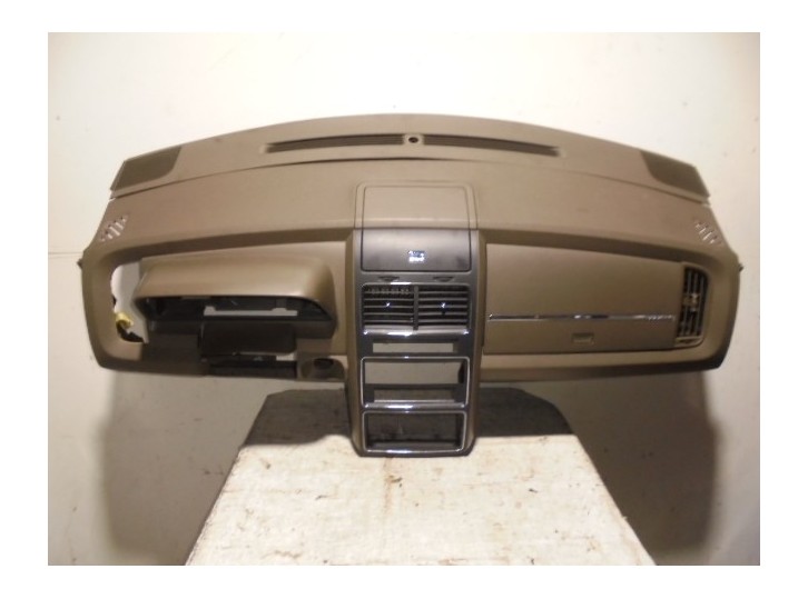 Recambio de salpicadero para dodge journey 2.0 16v crd cat referencia OEM IAM 1MQ64DK7AA MARRO 