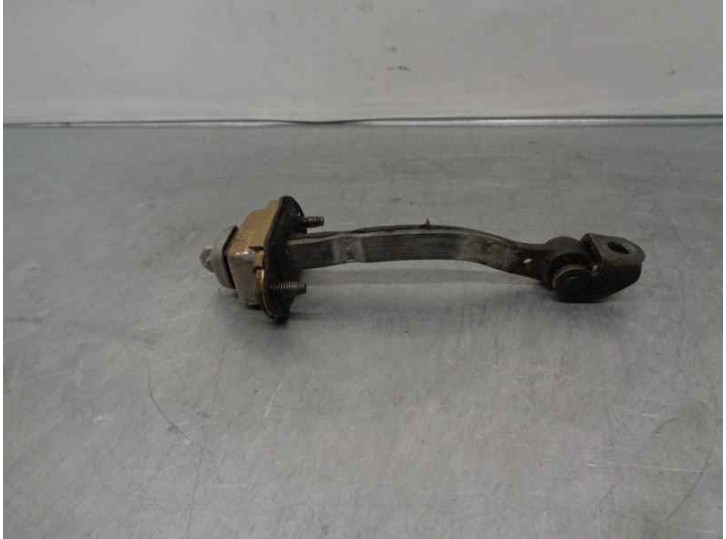 Recambio de retenedor puerta para ford focus berlina (cak) 1.6 16v cat referencia OEM IAM XS4AA23500BA 