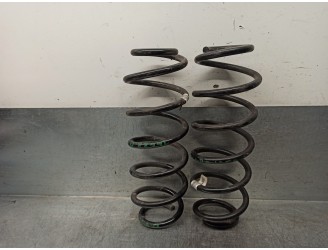Replacement suspension spring for Ford Fiesta VII (HJ, HF) 1.0 EcoBoost MHEV OEM IAM reference H1BC5560BBB 