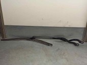 Recambio de brazo limpia delantero derecho para seat ibiza st (6j8) fr referencia OEM IAM 6M2117526AB  